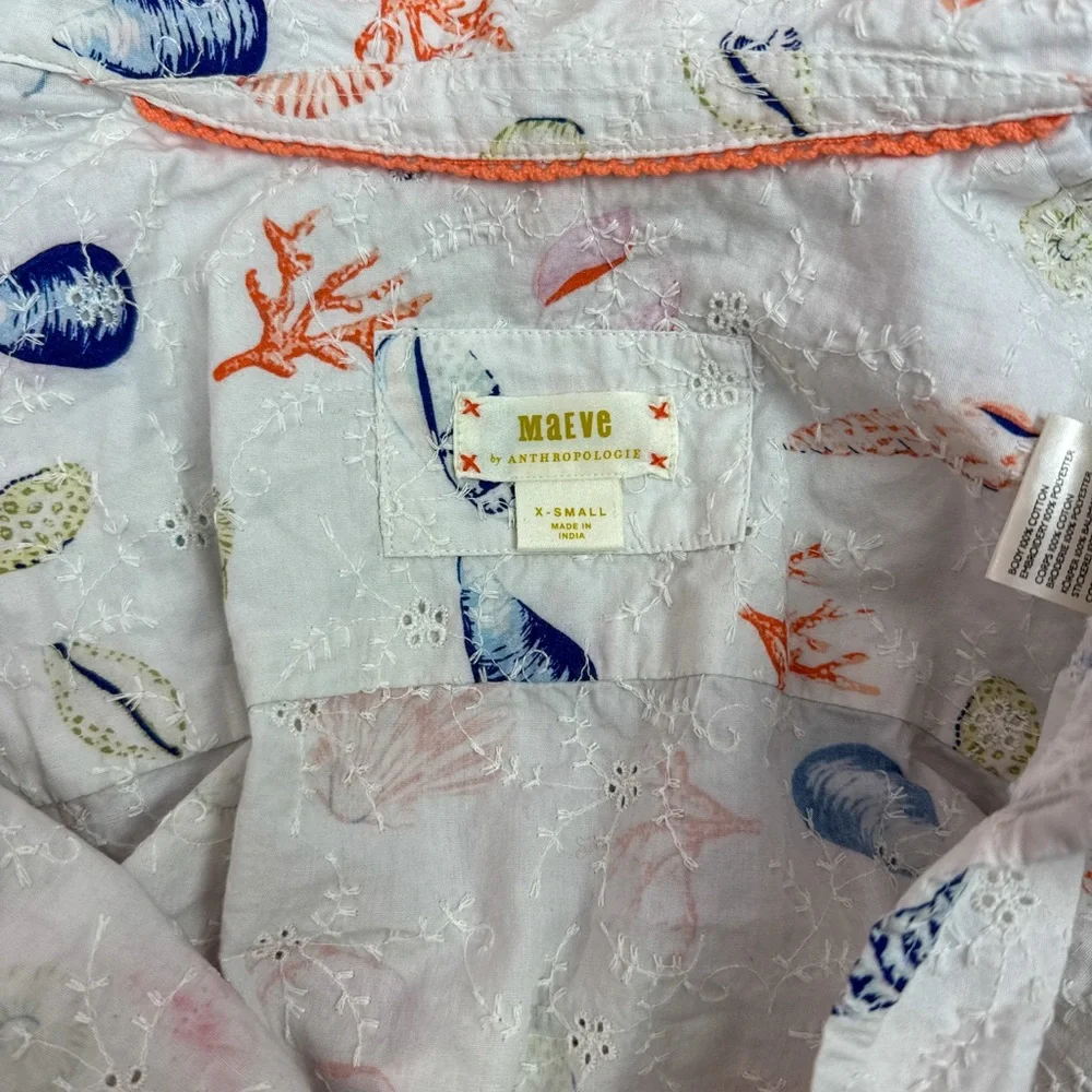 Maeve Anthropologie Womens 100% Cotton White Eyelet Top Seashell Print Size XS